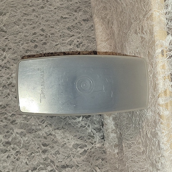 Tupperware: Container - Picture 6 of 7